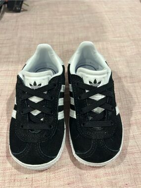BRAND NEW! Adidas Toddler Gazelle Sneakers